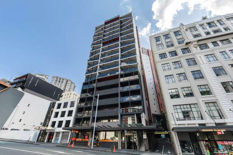 303/19 Anzac Avenue City Centre_2