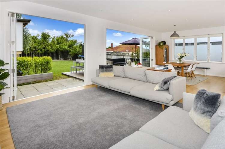 17 Egremont Street Belmont_5