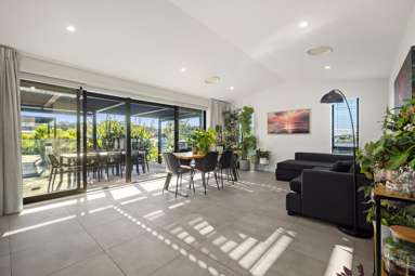 5 Laguna Place_2