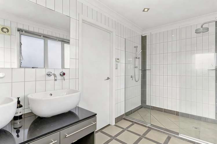 168 Kittiwake Drive Schnapper Rock_13