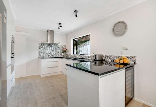 2/10 Tallington Crescent Torbay_4
