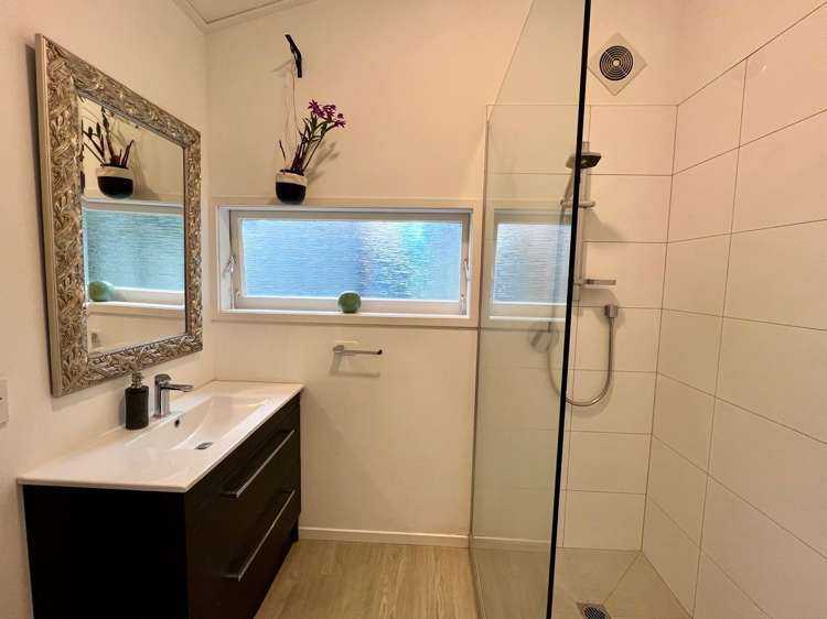 50 Matua Road Matua_24