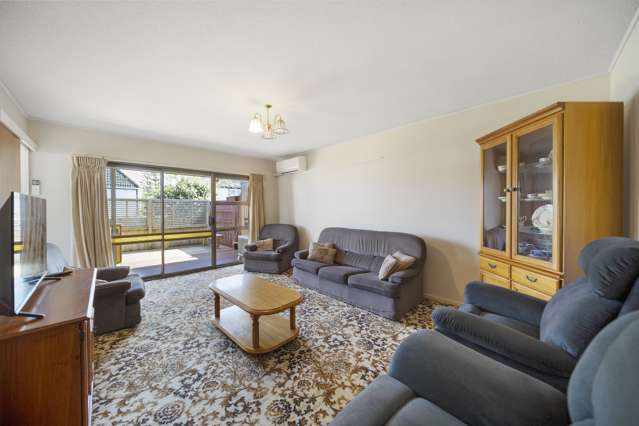 2/9 Malte Brun Place Papatoetoe_1