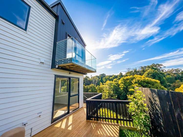 1/11&13 Tabitha Crescent Henderson_19