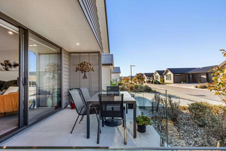138/30 Bob Robertson Drive_3