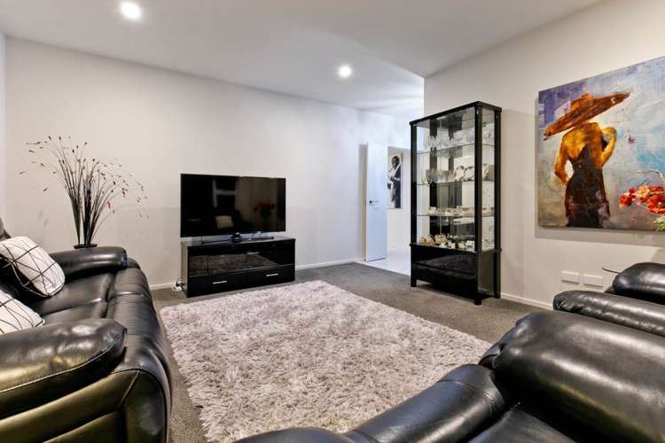 64 Colonial Drive Silverdale_19