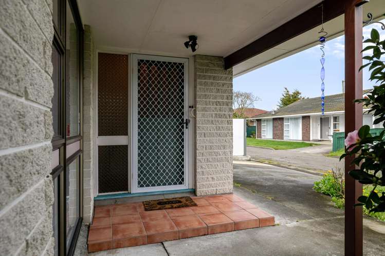 a/294 College Street West End_22