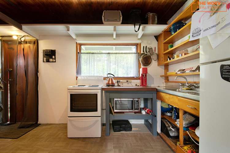 54 Terry Street Blockhouse Bay_15