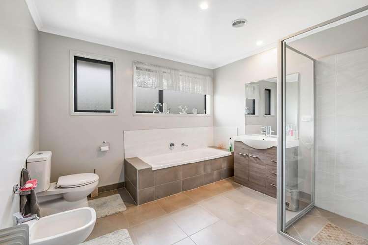3390C Kaipara Coast Highway Glorit_11