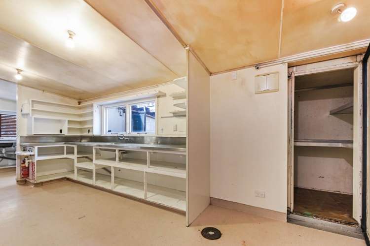 90 Commercial Street Takaka_21