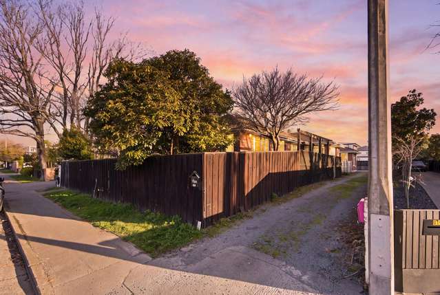 1 & 2/379 Papanui Road Strowan_4