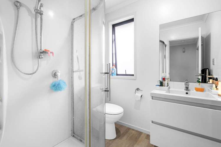 7/99 Lake Road Frankton_8