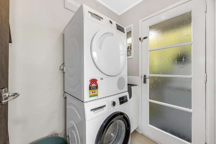 2/30 Galsworthy Place Bucklands Beach_11