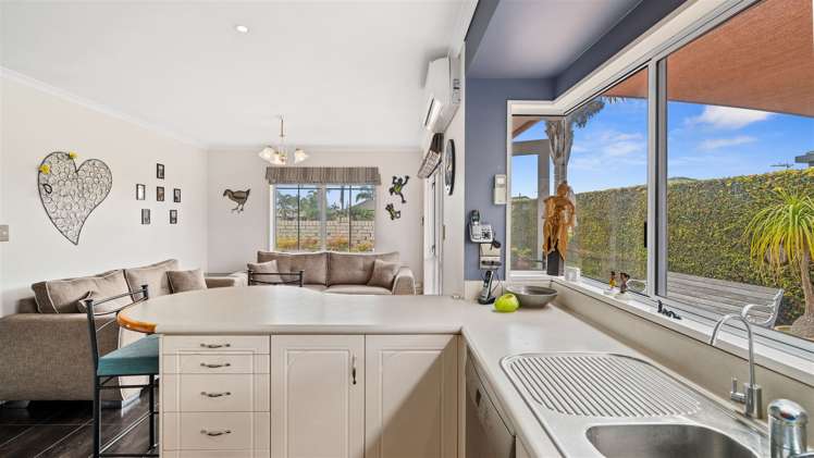 36 Whitsunday Key Papamoa_6