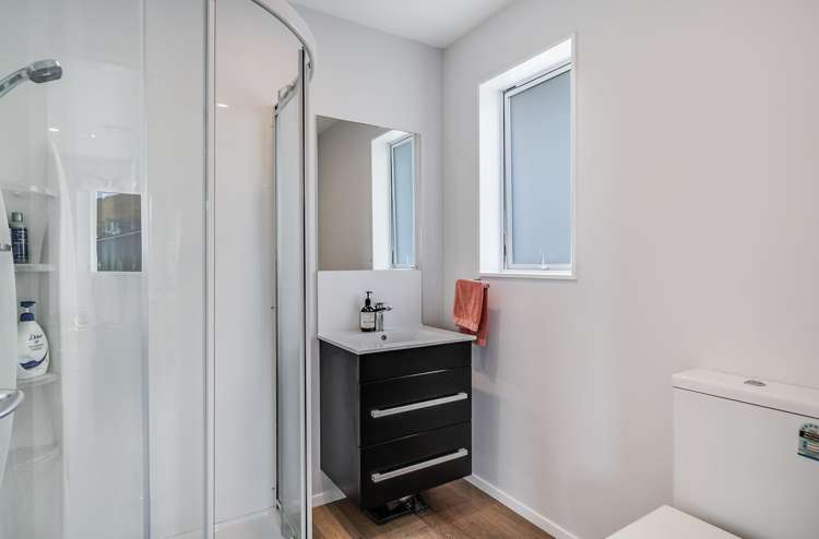 106 Amesbury Drive Churton Park_19