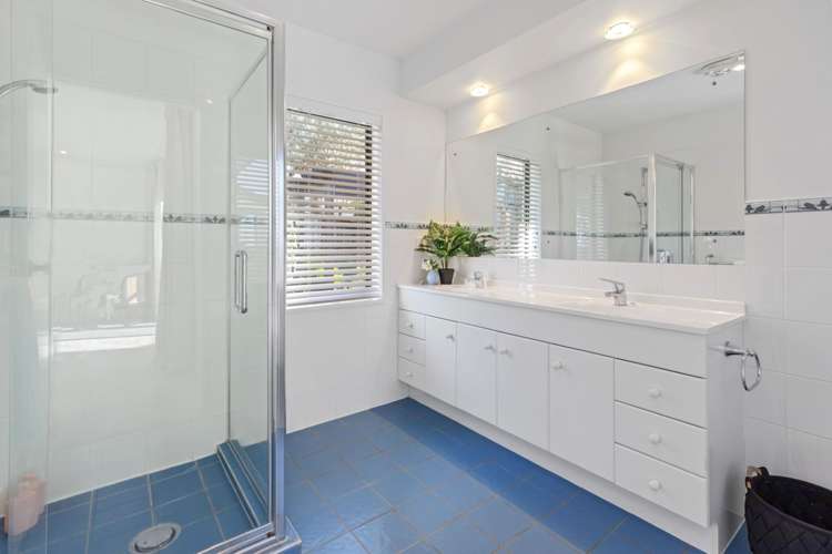 9 Sterling Gate Drive Bethlehem_17