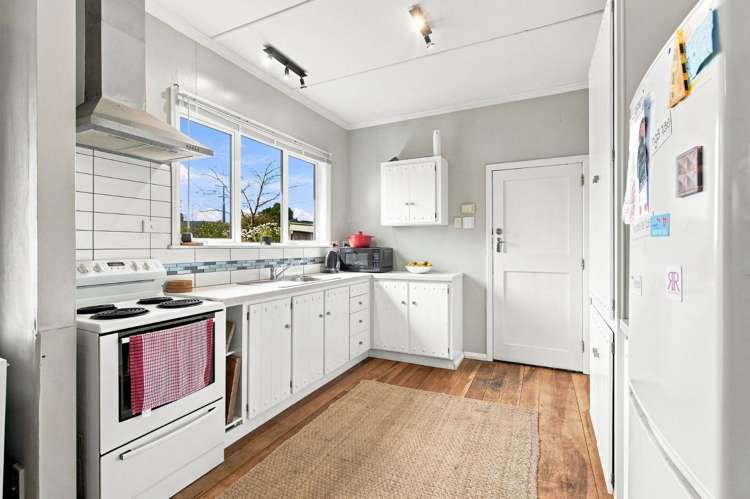 12 Tanguru Street 1236_2