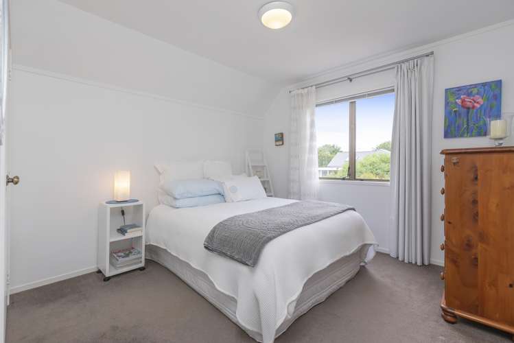 18 Springwood Place Mount Eden_9