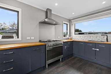 32 Robinson Crescent_3