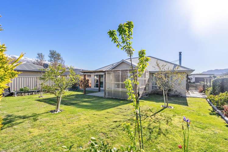 5 Missy Crescent Mount Pisa_13