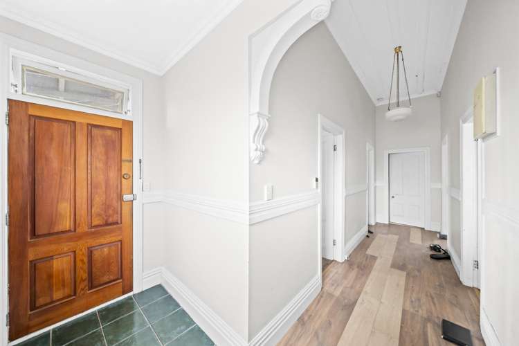 121A & 123 Russell Road Manurewa_9