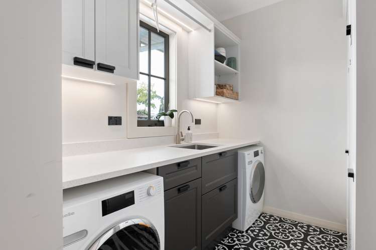 85 Galloway Street Hamilton East_19