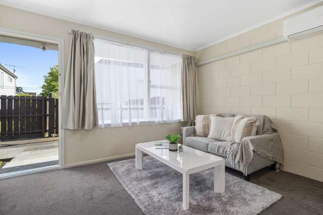 57C, D & E James Street Glenholme_4