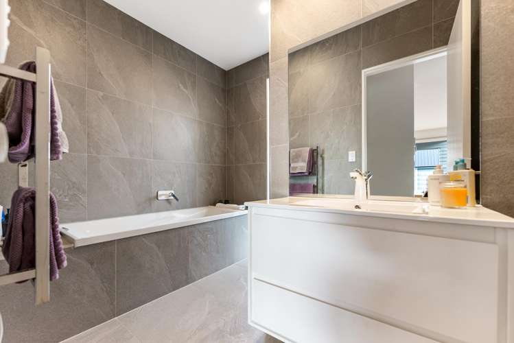 14 Tauwaka Crescent Riverhead_13