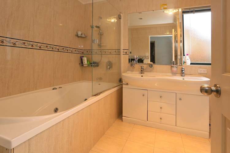 10 Brains Road Kelston_15