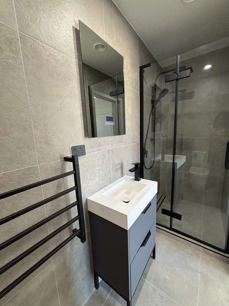 3/65 Stottholm Road Titirangi_6