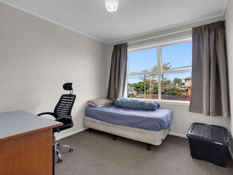 24 Larnach Street St Andrews_11