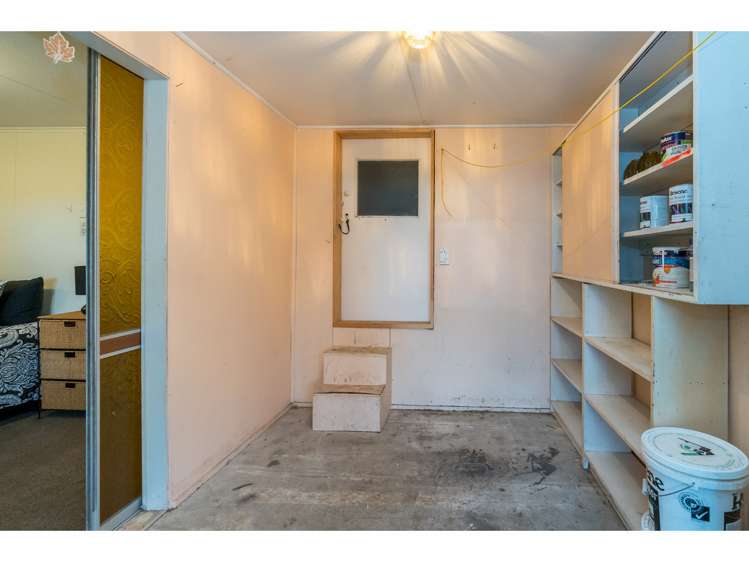 117 Riselaw Road Calton Hill_27