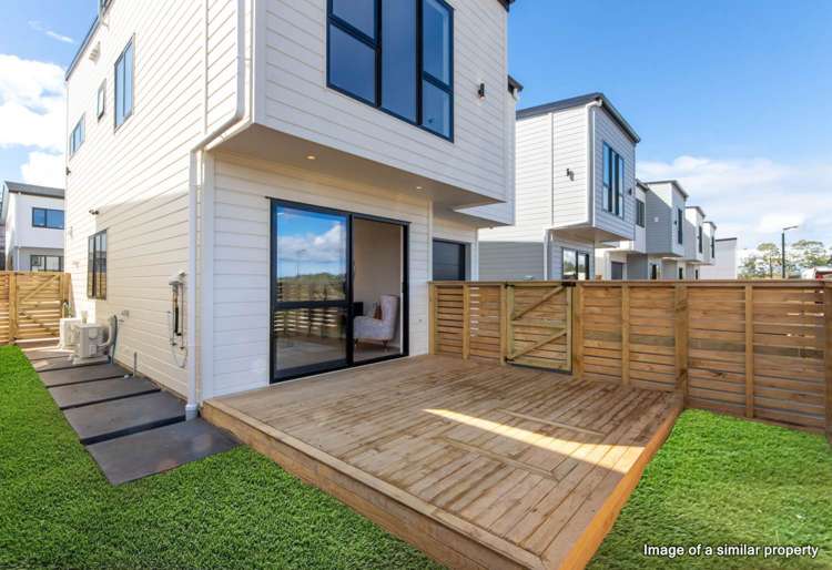 18 Greenbrier Street Westgate_14