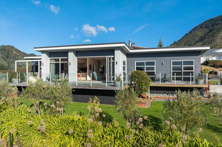 33 Harbour View Heights Picton_21