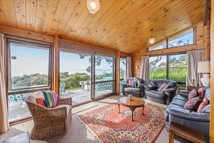 41 Ocean View Road Hatfields Beach_6