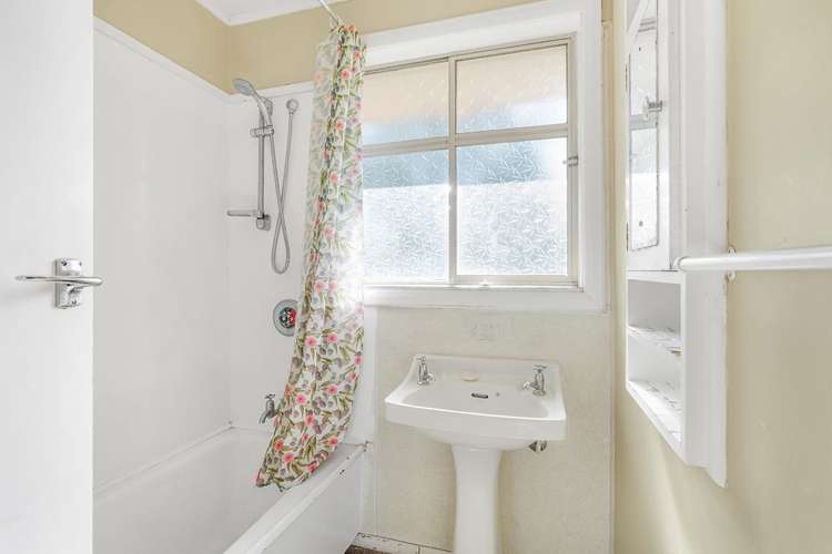 23 Lewis Street Glenview_10