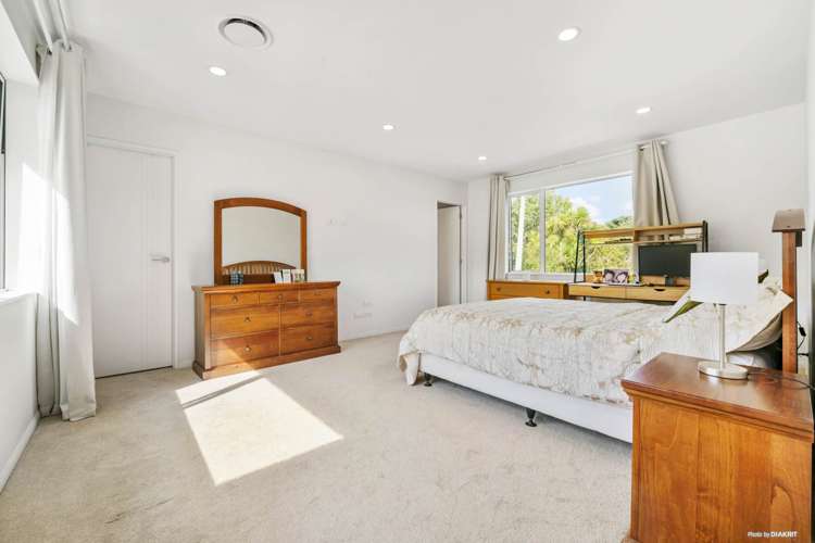 18a Peter Buck Road New Windsor_7