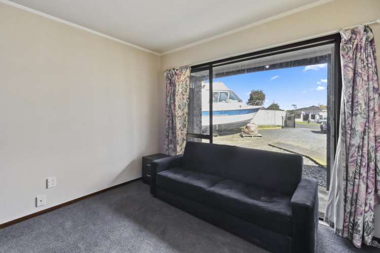 18 Helms Place Manurewa_7