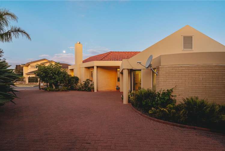 15 St Jerome Avenue Te Atatu Peninsula_4