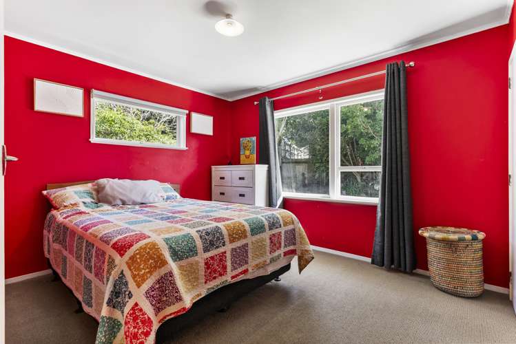 184 Golf Road Titirangi_16