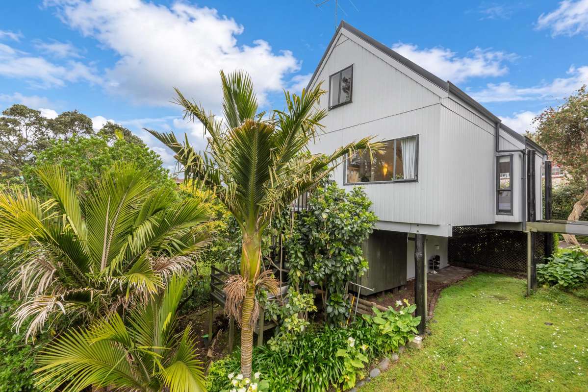 1/103A Mountbatten Avenue_0