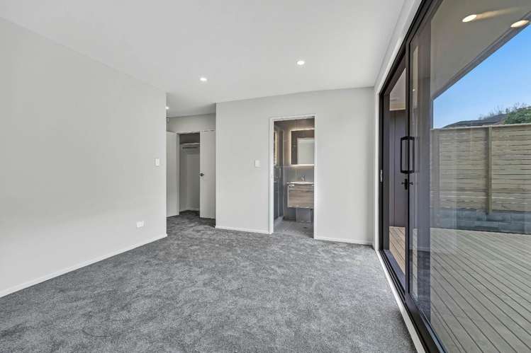 8/245 Gillies Ave Epsom_16