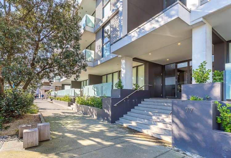 218/77 Halsey Street_2