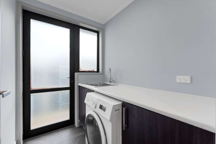 2/65E Metcalfe Road Ranui_17