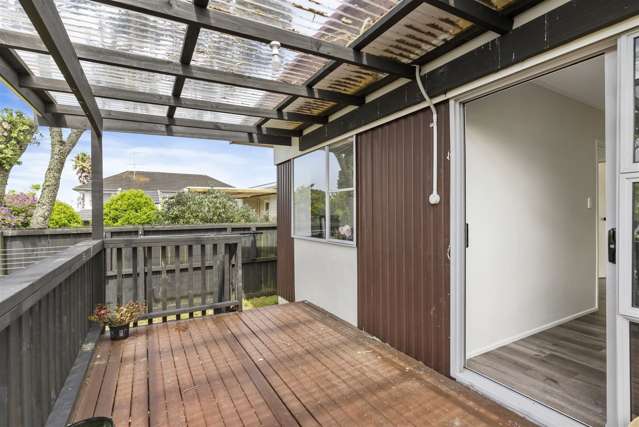 3/94 Chivalry Road Glenfield_3