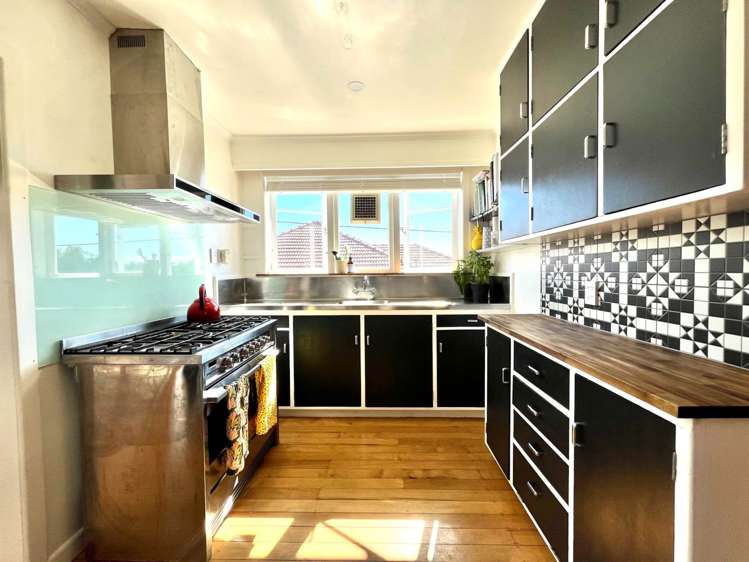 152 Seabrook Avenue New Lynn_2