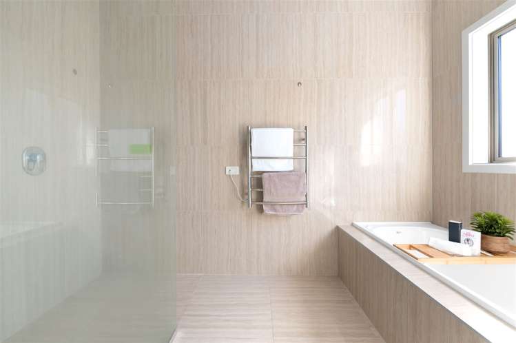 23 Arista Way Rototuna North_22