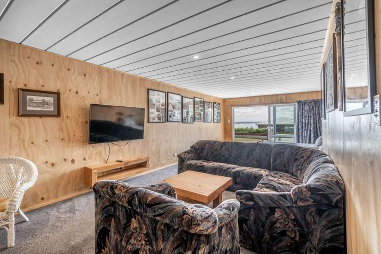 120 Walker Street Riverton_15