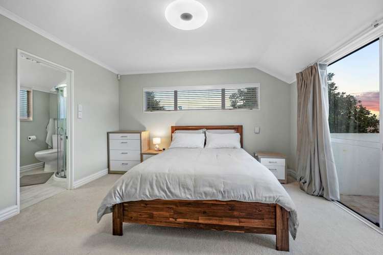 2 Taroka Close Pinehill_11