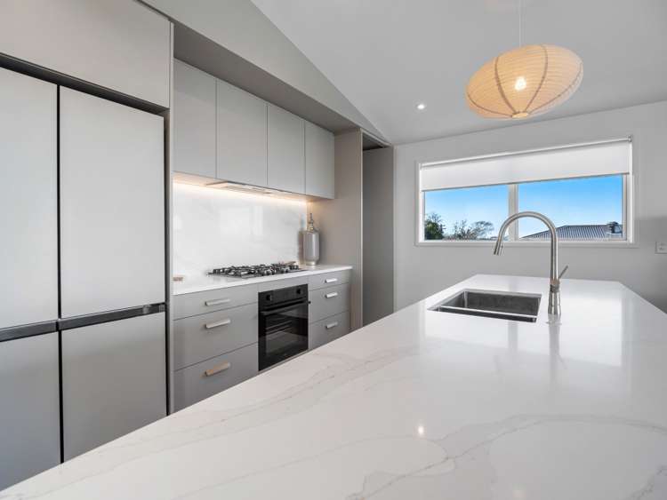 Redwood Park Petes Way Lynmore_5